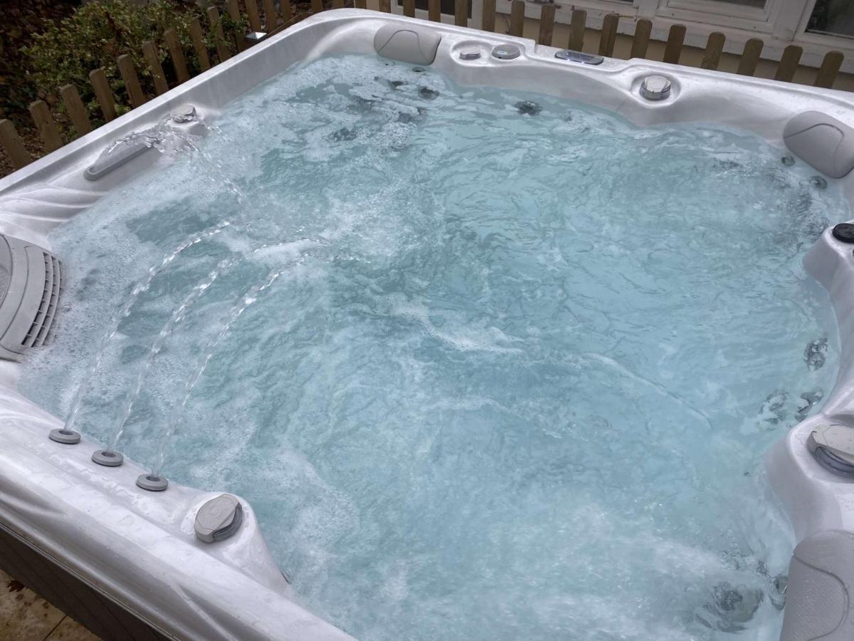 Maison Avec Jardin Et Jacuzzi Proche Polytechnique Palaiseau Exterior photo